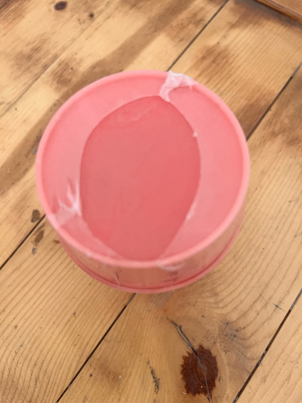 Monkeys in a Barrel Game | 12 Red Stacking Barrels | New Sealed - Picture 4 of 4